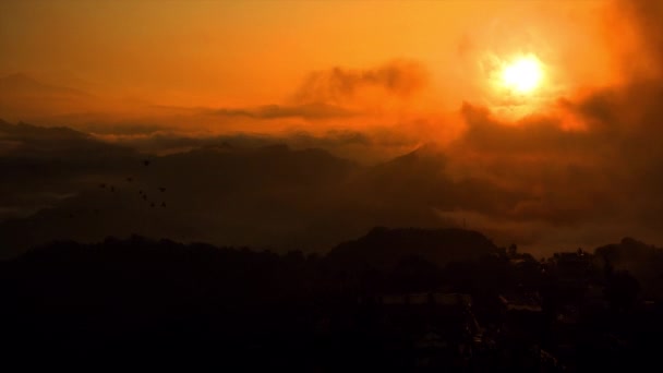 Sol Céu Calor Neblina Efeito Ciência Quente Cidade Mundo Incluem — Vídeo de Stock
