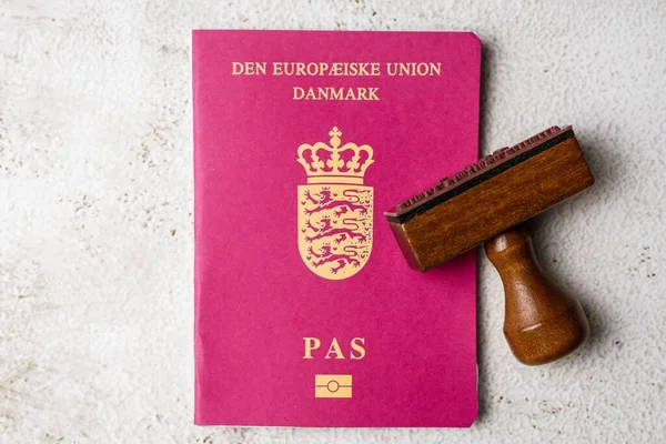 Dänischer Pass Und Stempel Urlaubs Und Geschäftsreisekonzept — Stockfoto