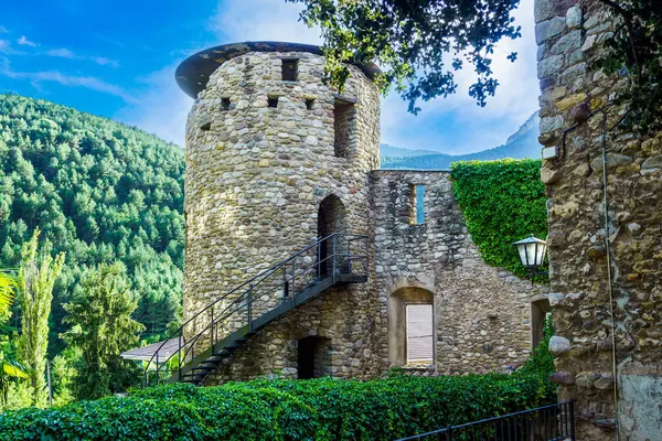 stock image Bag is a town in the Bergued region. Historically it belonged to the Barony of Pins and is the historical capital of the Alt Bergued. Spain. Portella Tower, the only remains of the old wall..