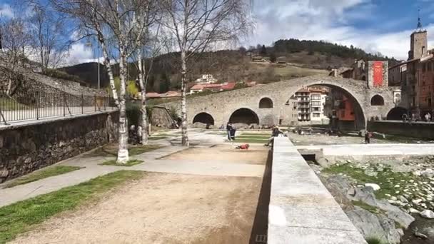 Girona Spanya Mart 2024 Ter Nehri Antik Taş Köprüsü Ile — Stok video