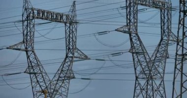 Elektrik hattı, Fransa 'da voltaj.