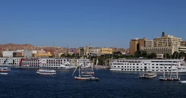 Круїзні Кораблі Причалені Річці Ніл Асуані Єгипет — стокове відео
