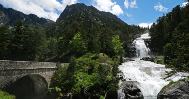 Pont Espagne Cauterets Hautes Pireneusok Franciaország — Stock videók