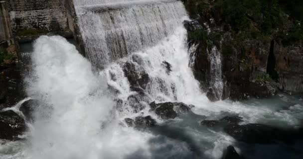Wasserkraft Pragneres Hautes Pyrenees Frankreich — Stockvideo