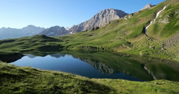 Especieres Atau Danau Luhos Tentes Lulus Hautes Pyrenees Occitania Perancis — Stok Video