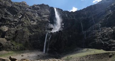 Gavarnie Şelalesi, Gavarnie Sirki, Hautes Pireneleri, Fransa