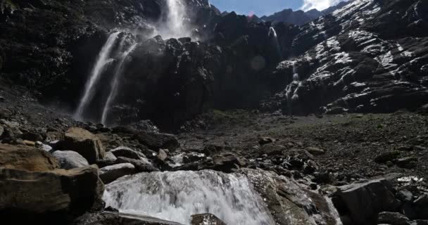Cachoeira Gavarnie Cirque Gavarnie Hautes Pyrenees França — Vídeo de Stock