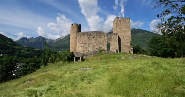 Det Medeltida Slottet Sainte Marie Luz Saint Sauveur Hautes Pyrenéerna — Stockvideo
