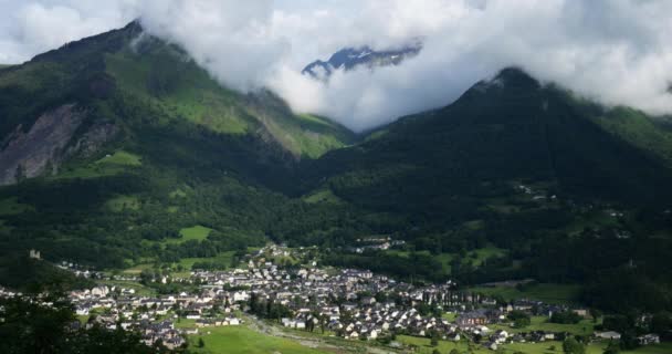 Luz Saint Sauveur Esterre Hautes Pyrenees Occitania Francia — Video Stock