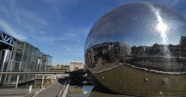 The Geode and City of Science and Industry Park La Villette, Paris, Fransa