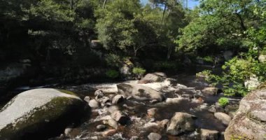 Roches du Diable, Querrien, Finistere Departmanı, Brittany, Fransa