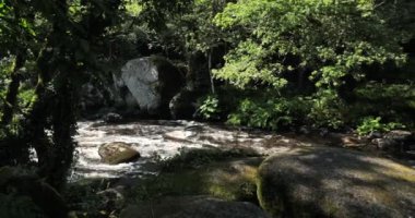 Roches du Diable, Querrien, Finistere Departmanı, Brittany, Fransa