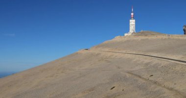 Güneyden Mont Ventoux Zirvesi, Vaucluse Bölümü, Provence, Fransa.