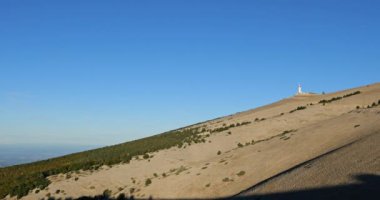 Güneyden Mont Ventoux Zirvesi, Vaucluse Bölümü, Provence, Fransa.