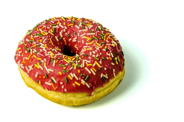 Donut Con Esmalte Rojo Asperja Vista Lateral Sobre Fondo Blanco —  Fotos de Stock