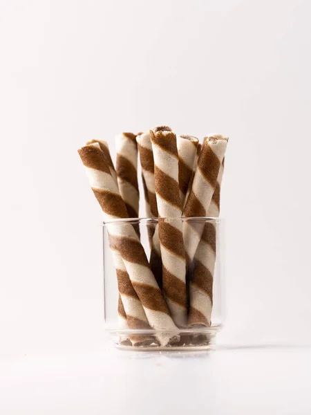 Rouleaux Plaquettes Avec Chocolat Isolé Sur Fond Blanc — Photo