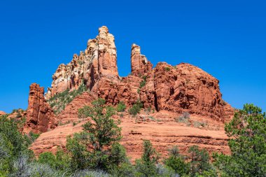 Sedona Arizona 'daki Snoopy Rock' ın tabanında yakın ve kişisel olarak.
