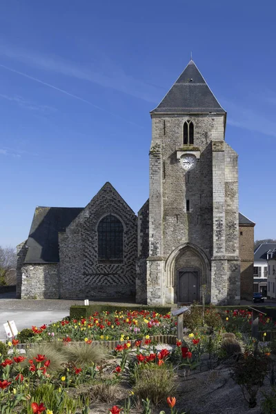 Iglesia Medieval Martins Saint Valery Sur Somme Francia Una Soleada —  Fotos de Stock