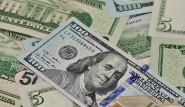 Çeşitli ülkelerin banknotlarının görüntüleri. Amerikan Doları Fotoğrafları.