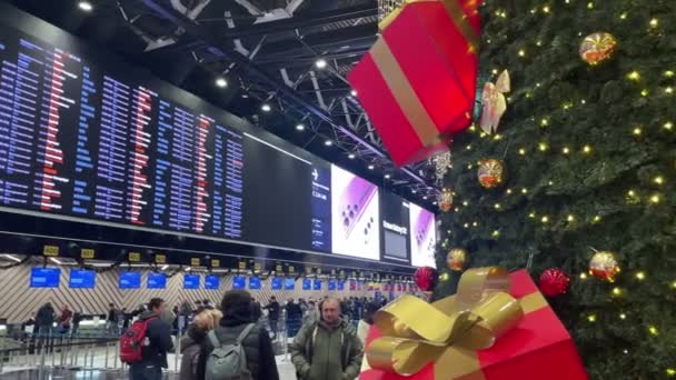 莫斯科莫斯科 2022年11月28日 莫斯科Sheremetyevo机场装饰新年装饰 圣诞气氛 — 图库视频影像
