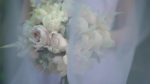 Bride White Dress Holds Her Hands Beautiful Delicate Wedding Bouquet — Stock Video