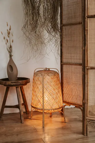 Stylish Wabi Sabi Bedroom Interior Design Lighten Floor Rathan Lamp Лицензионные Стоковые Фото