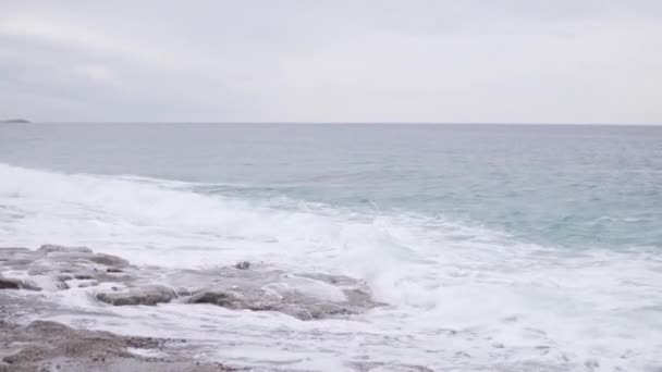 Beautiful Sea Small Waves — Stock video