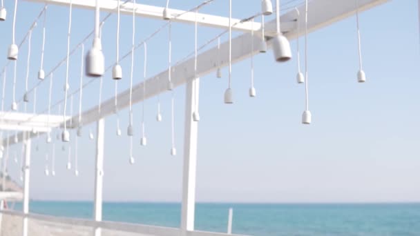 White Twitches Dangle Promenade Sea Wind Stylish Beach Decor Hotel — Stok video