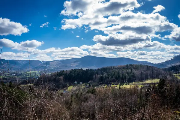 En yüksek tepe Lysa Hora, Çek dağlar Beskydy