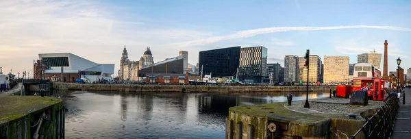 Liverpool Waterfront Landmarks England Großbritannien — Stockfoto