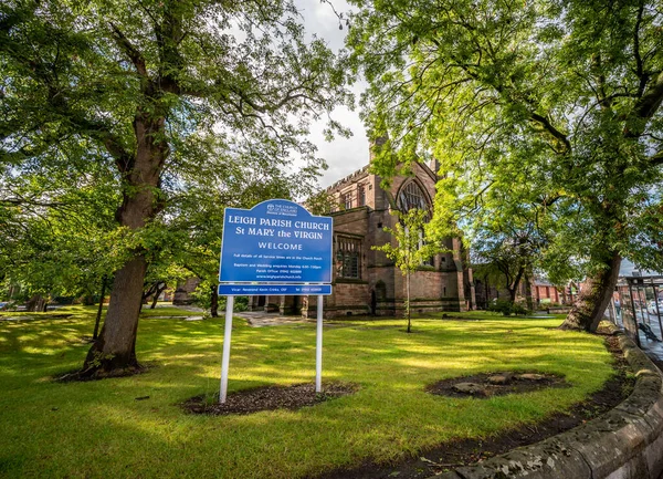 英国の聖母教会リー セント メアリーの署名 — ストック写真