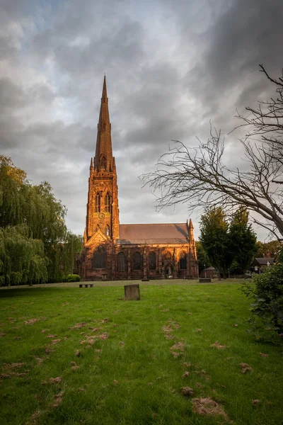 Iglesia Estilo Gótico Iluminada Color Dorado Puesta Sol Warrington Cheshire — Foto de Stock