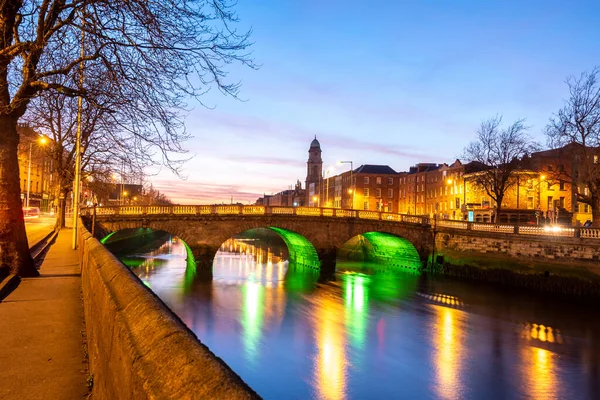 Ponte Sobre Rio Liffey Dublin — Fotografia de Stock