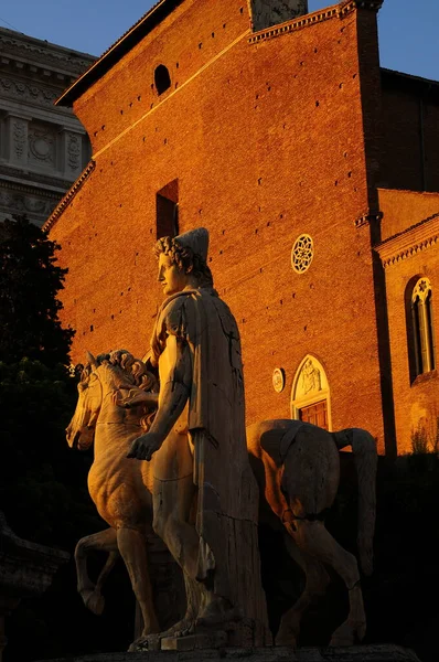 Колизей Знаменитая Достопримечательность Рима Италия — стоковое фото