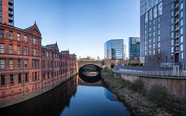 Sungai Irwell Bank Manchester City Centre Inggris — Stok Foto