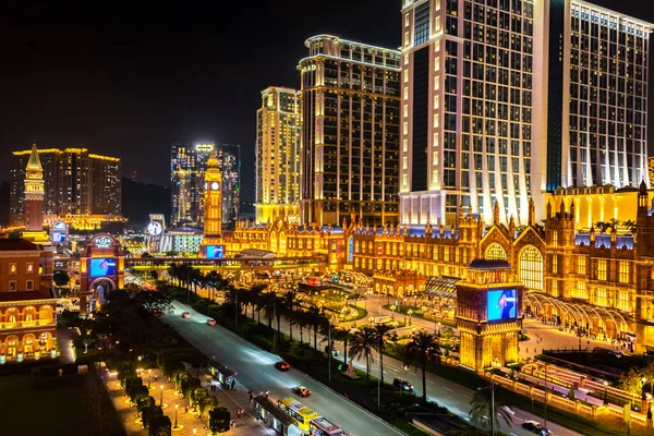 MACAU, ÇİN - 23 Şubat 2023 - Londralı, Macau marka yeni entegre tatil köyü, ikonik Londra stili, Viktorya döneminin zarafeti ve cazibesi.