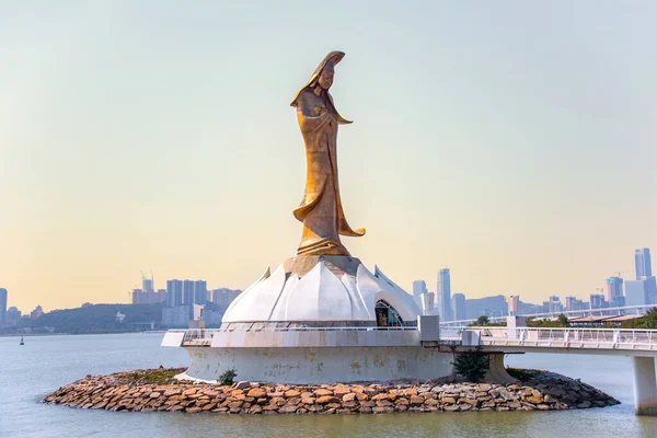 Macau China Feb 2023 Gloden Statua Guan Yin Bogini Miłosierdzia — Zdjęcie stockowe
