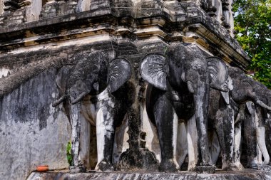 Chiang Man tapınağı, Tayland 'ın Chiang Mai şehrinde bulunan antik bir tapınak.