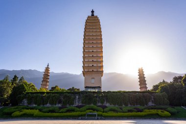 Beyaz Pagoda, Chong Sheng Tapınağı, Dali şehri, Çin, eski bir ünlü turizm merkezi.