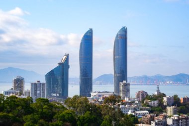 XIAMEN, Çin, 14 Şubat 2025 - Shimao İkiz Kulesi 'nin havadan görünüşü, Xiamen, Fujian Eyaleti, Çin