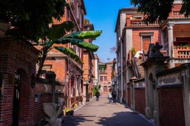 Xiamen, Fujian, Çin - FEB 14, 2025 - Gulangyu adası Fujian 'ın Xiamen kıyısında bir yayadır. UNESCO Dünya Kültür Mirası Alanı.