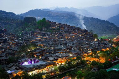 Xijiang Miao Köyü (Xijiang Qianhu Miao Köyü olarak da bilinir), Çin 'in Guizhou kentindeki dünyanın en büyük Miao etnik köyüdür..