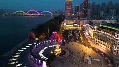 Harbin, ÇİN-MAYIS 15, 2025 Harbin Halkının Sel Denetim Zafer Kulesi.