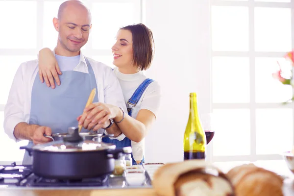 Couple Cooking Together Kitchen Home — Stock Photo, Image