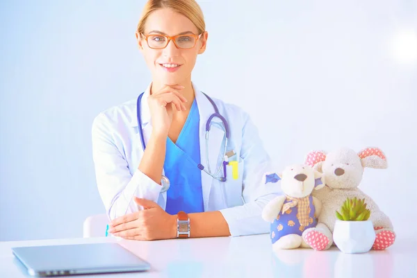 Beautiful Young Smiling Female Doctor Sitting Desk — Stock Photo, Image