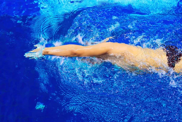 Männliche Schwimmer Schwimmbad Unterwasserfoto Schwimmer — Stockfoto