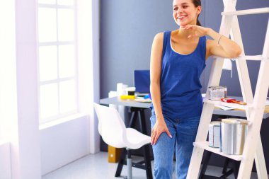 iç tasarım, yenileme ve teknoloji konsepti