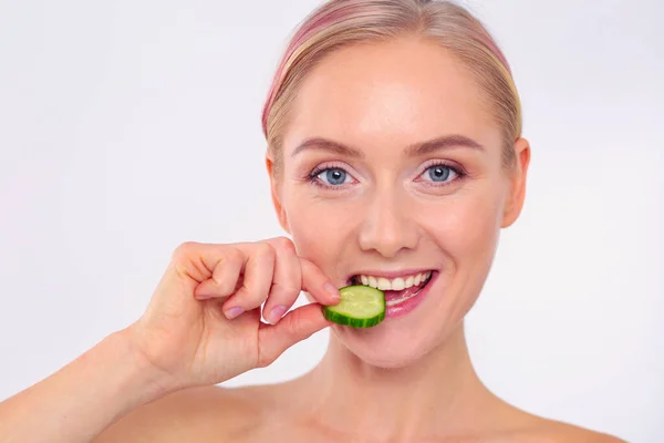 Young Beautiful Woman Cucumber Slices White Background — Stock Photo, Image