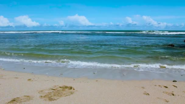 Ландшафти Пляжного Морського Піску Неба Літній День Морська Зона Пляжу — стокове відео