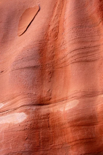 约旦佩特拉的Siq 狭窄的红峡谷墙纹理背景 联合国教科文组织世界遗产 — 图库照片